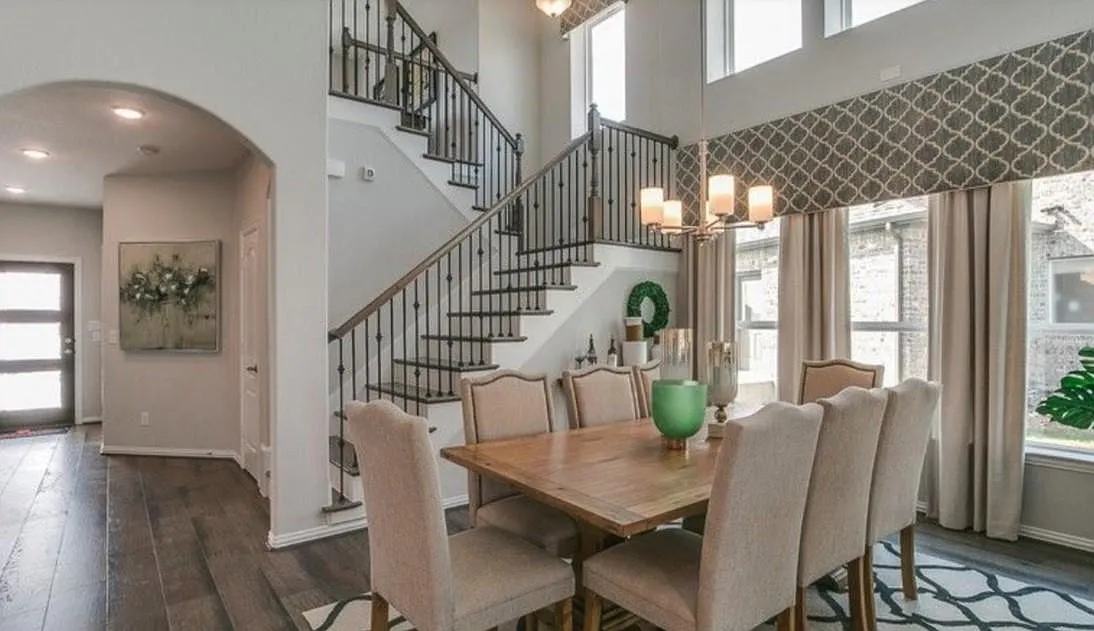 4 bed, 3.5 bath, 3080 sqft, $3,300 — Photo 4