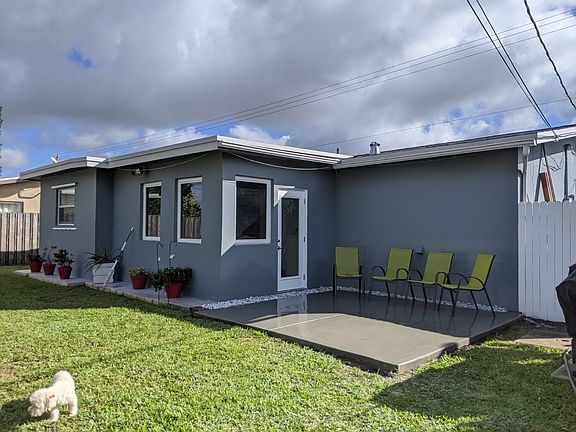 3rd image of 8621 NW 25th Ct