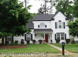 1 W Spur Ct, Hampton, VA 23666