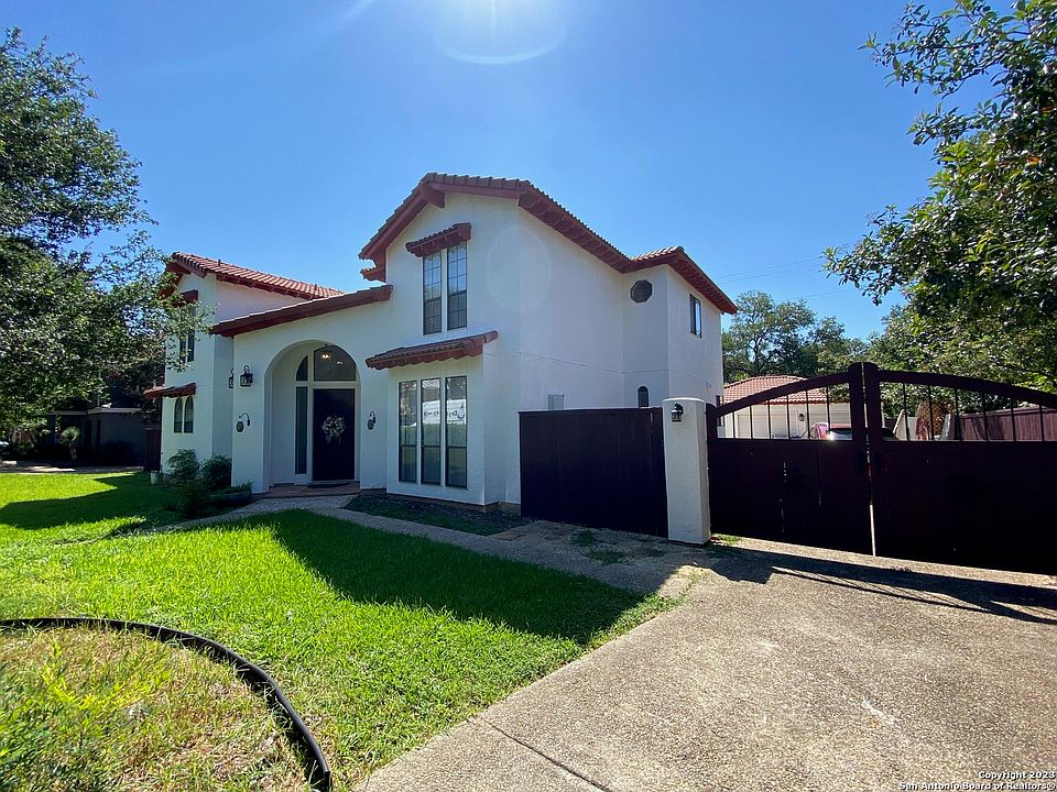 1st image of 3034 Orchard Hill