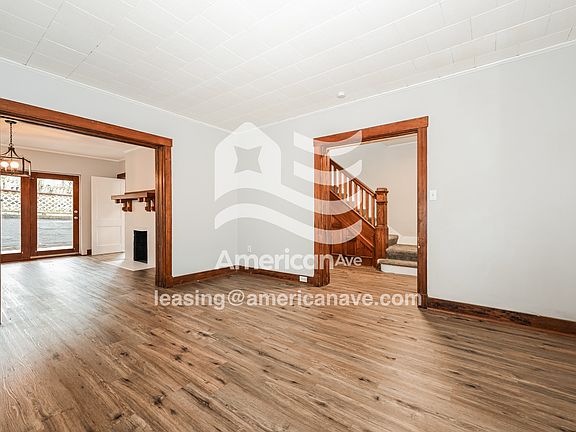 3-Living Room