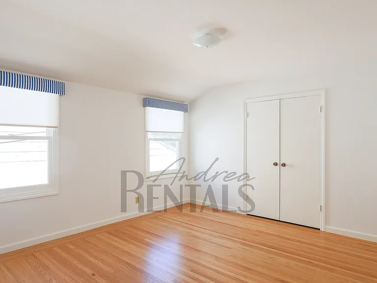 5555 Harbord Dr — Photo 25