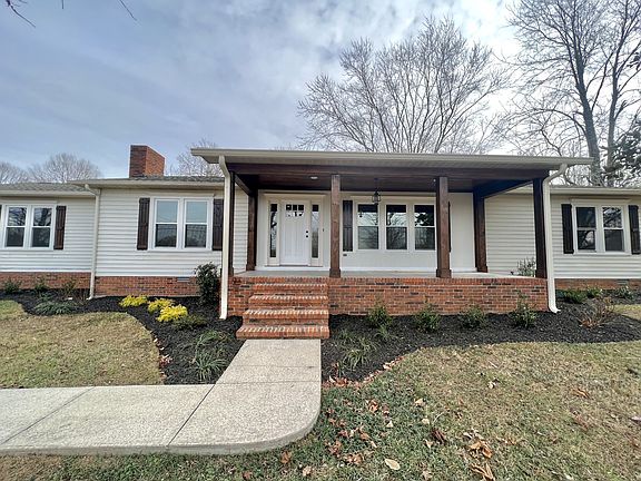 2nd image of 533 Cooper Dr