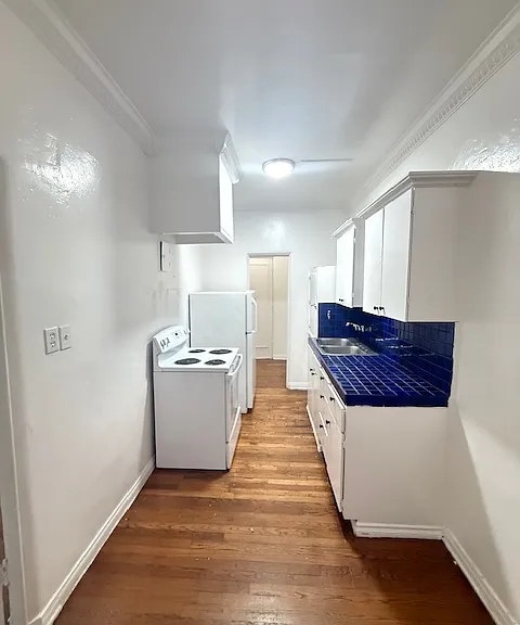 6626 Franklin Ave #303 — Photo 14