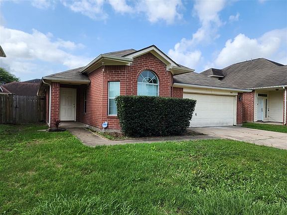 2nd image of 19611 Cypress Bough Dr