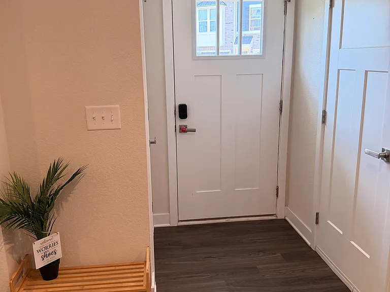 1733 Defiance Dr — Photo 35