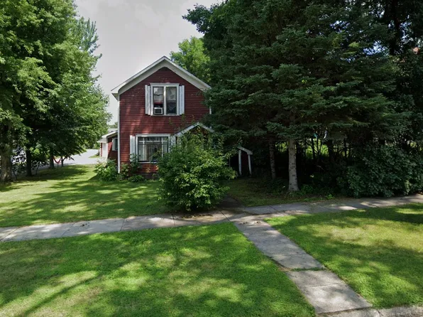 214 W Vasa Ave, Fergus Falls, MN 56537