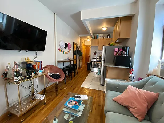 Rented by Best Apartments North Inc | media 33