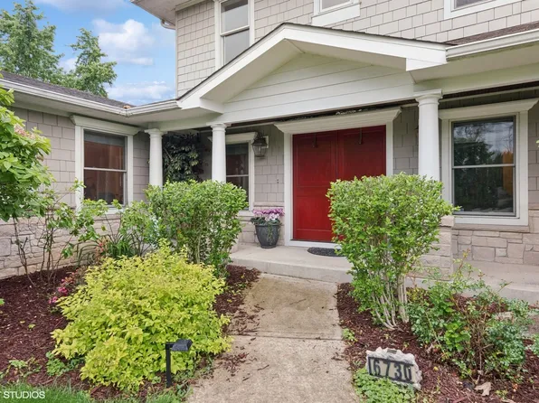 6730 S Madison St, Willowbrook, IL 60527