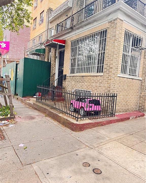 2nd image of 847 59th St