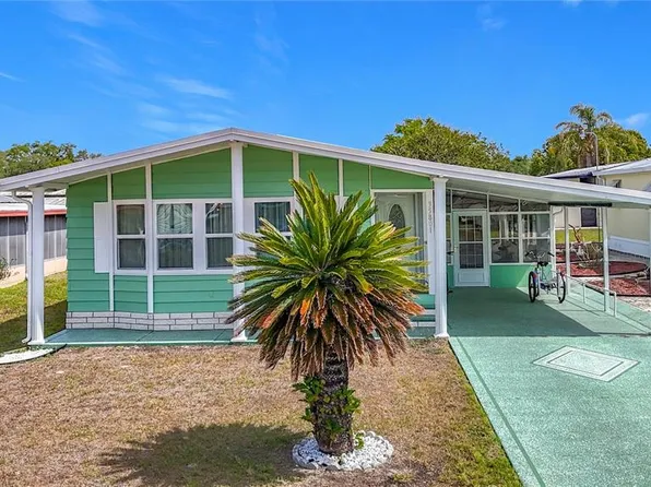 35801 Brisa Dr, Zephyrhills, FL 33541