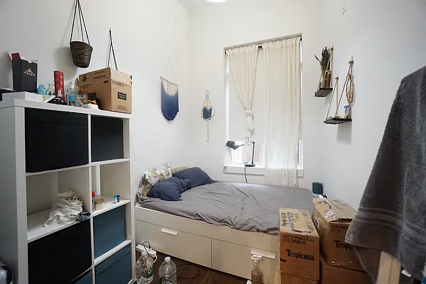 Rented by Rennit Inc. | media 18