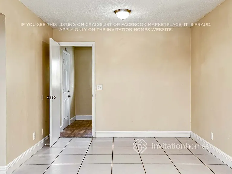 3070 SE 1st Pl — Photo 6