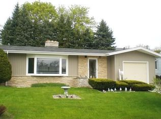 224 Dicke Ave, Sheboygan Falls, WI 53085