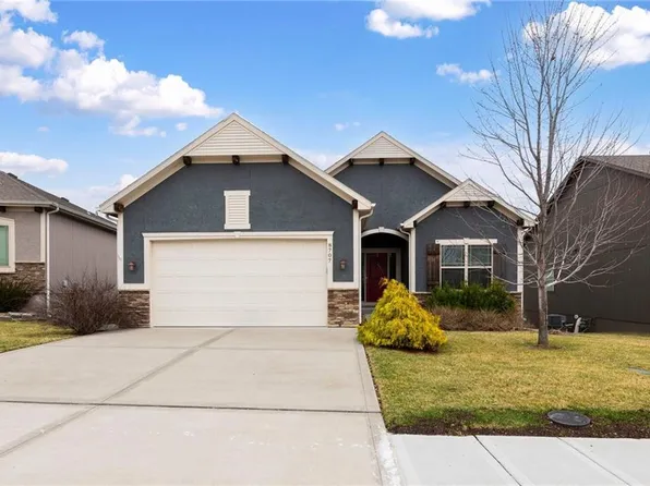 8707 N Liston Ave, Kansas City, MO 64154