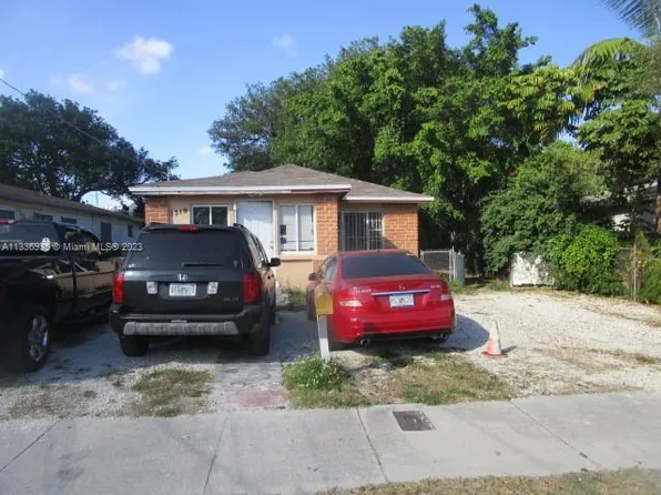 1319 NW 68th St, Miami, FL 33147