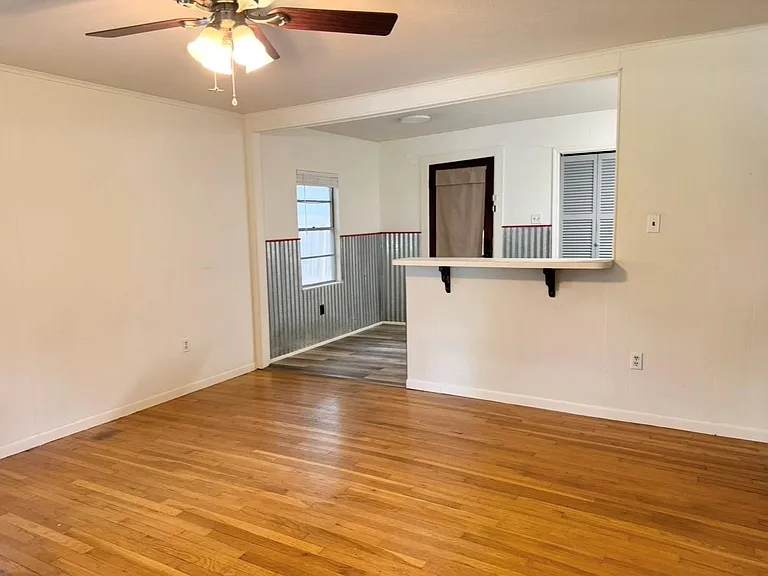 406 Swanee Dr #1 — Photo 3