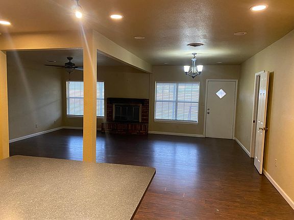 5th image of 2600 California Ln