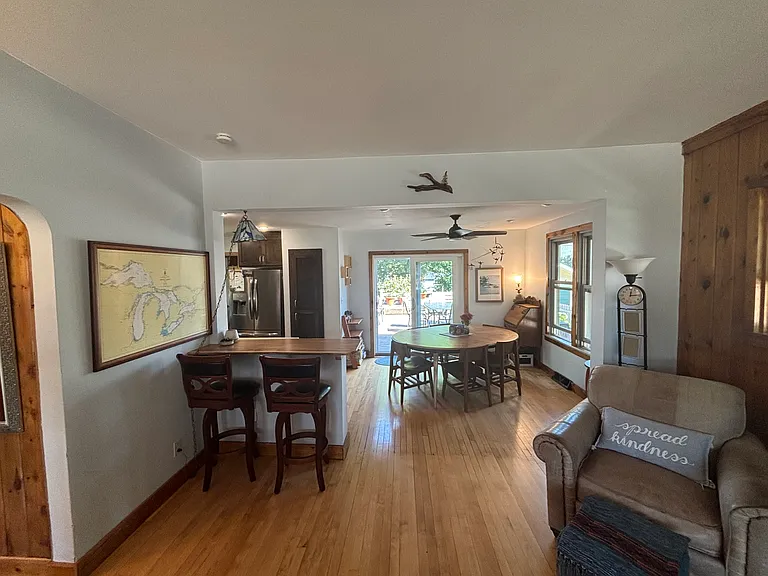 308 Waldo St — Photo 6