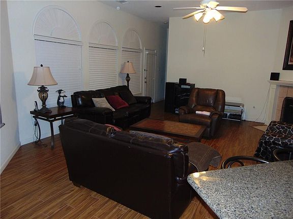 3rd image of 2429 Kittyhawk Dr