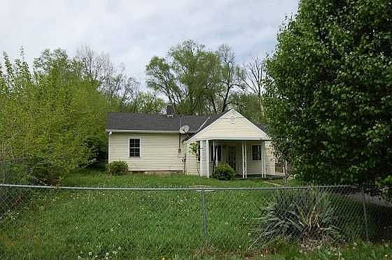1st image of 2205 Waneta Ave