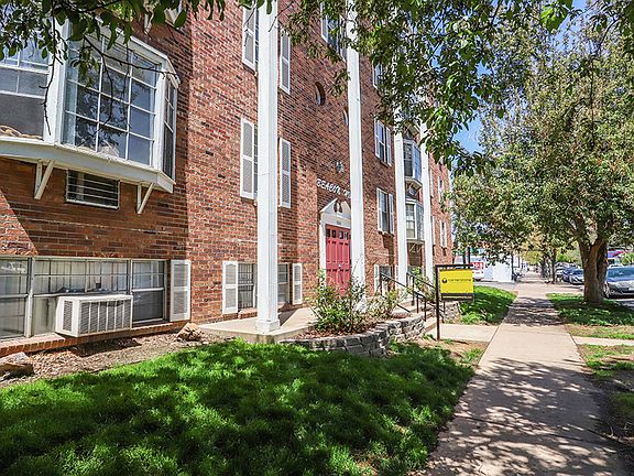 2nd image of 1041 Ogden St #307