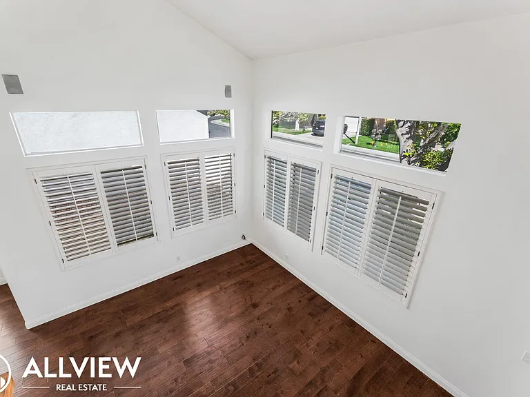 2854 Vicenzo Dr — Photo 18
