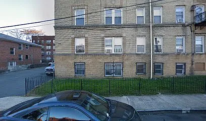 382 Clifton Ave #L10 — Photo 7