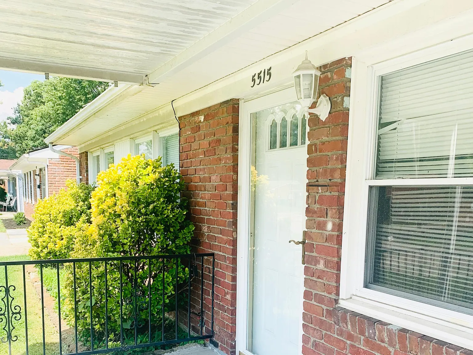 3 bed, 1000 sqft, $1,425 — Photo 3