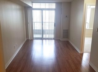 3880 Duke Of York Blvd #2208, Mississauga, ON L5B 4M7