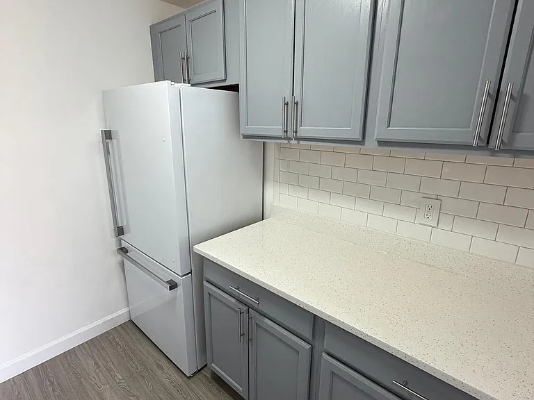 7608 Savannah St #203 — Photo 7