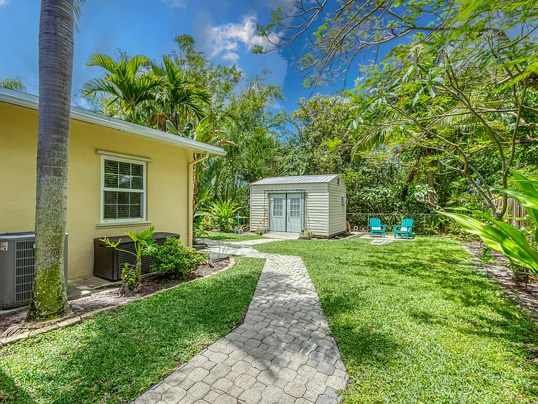 404 S Caloosahatchee Ave — Photo 23