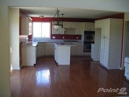 3rd image of 43427 Heatherfield Blvd