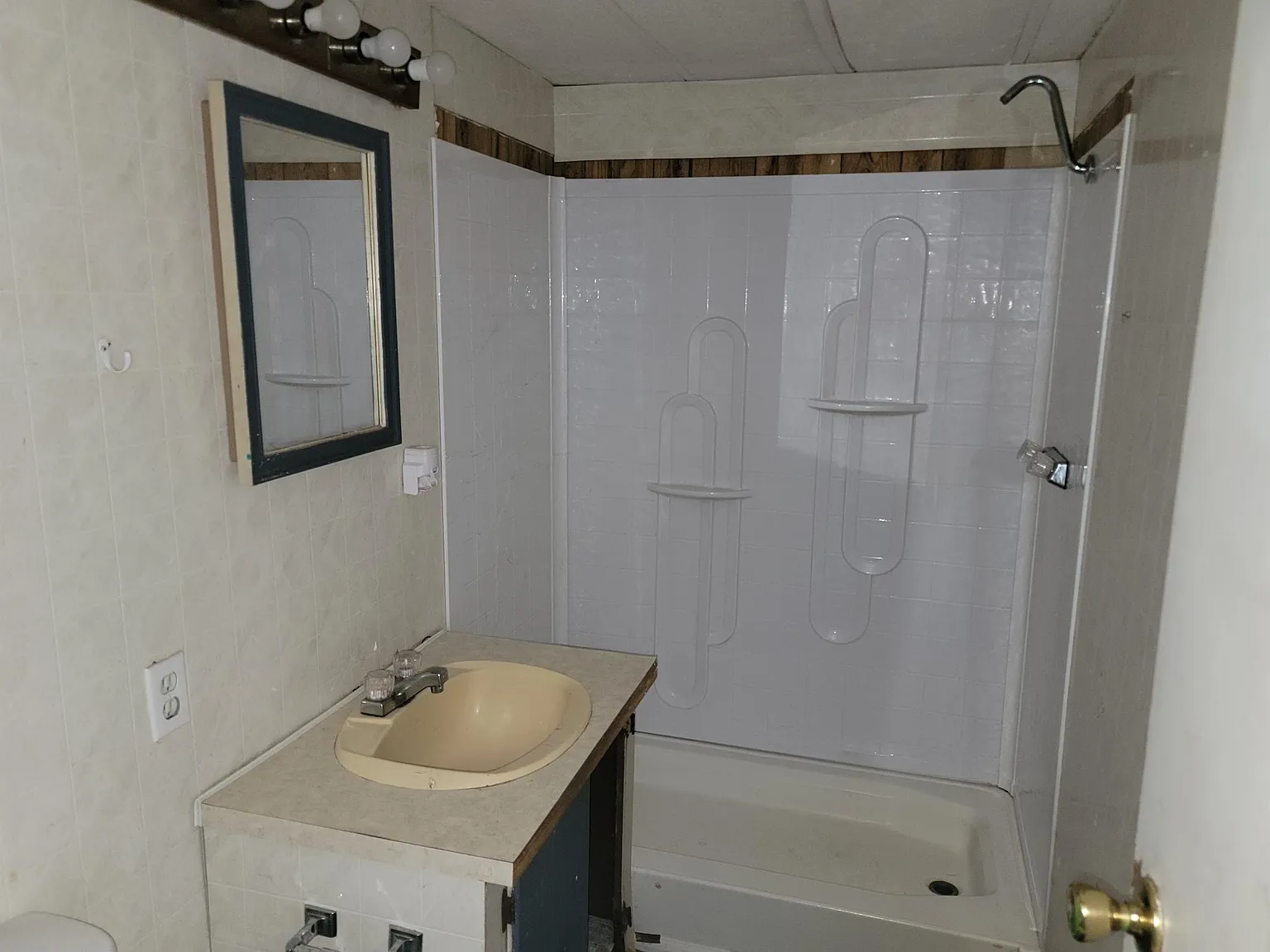 2 bed, $520 — Photo 4