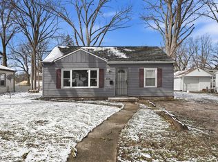 4508 SW Anthony Wayne Dr, Fort Wayne, IN 46806