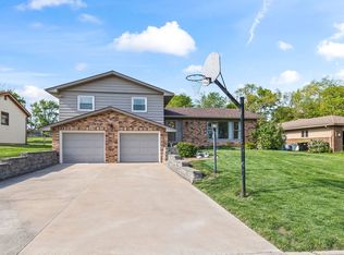 2440 Ivy Ln, Decatur, IL 62521