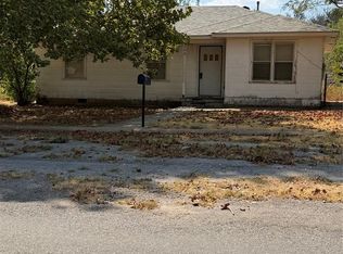 203 S Selby St, Fletcher, OK 73541