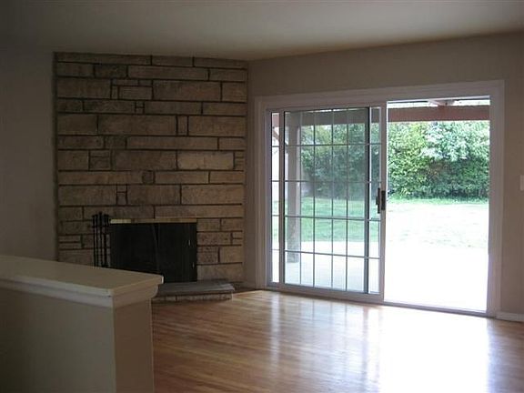 5th image of 8956 Debra Ave