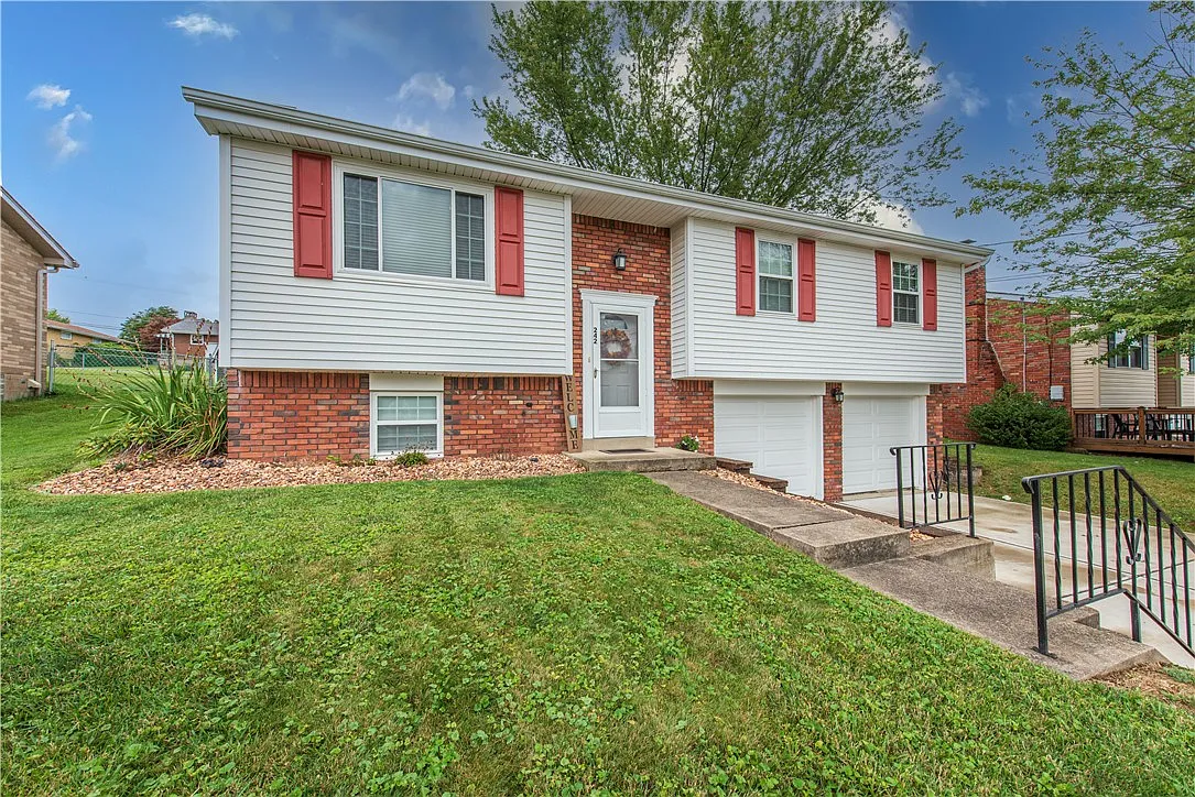 242 Vista Dr photo 1