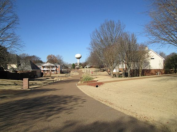 5th image of 3315 Patricia Ellen Dr