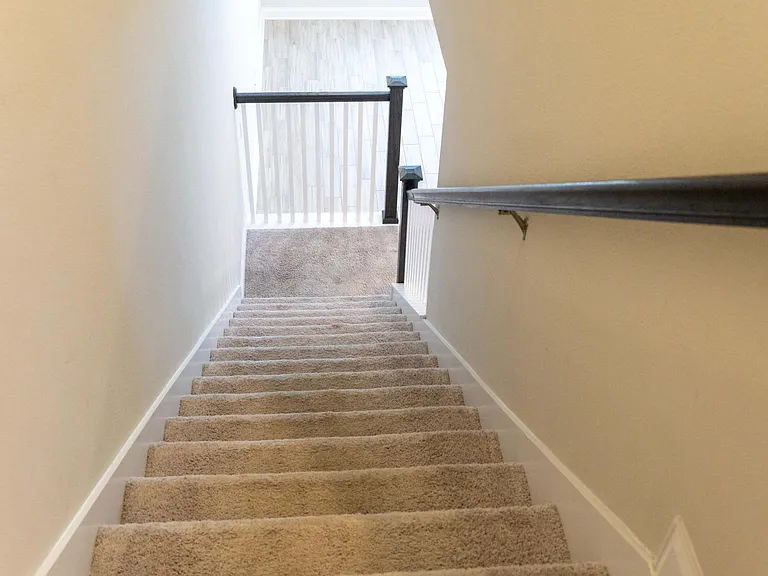 1011 Lychee Ct — Photo 38