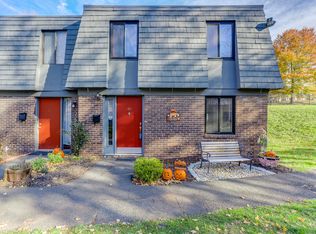 46 Trolley Crossing Ln, Middletown, CT 06457