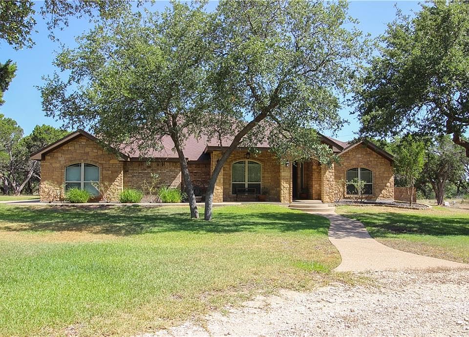 1st image of 817 County Road 323