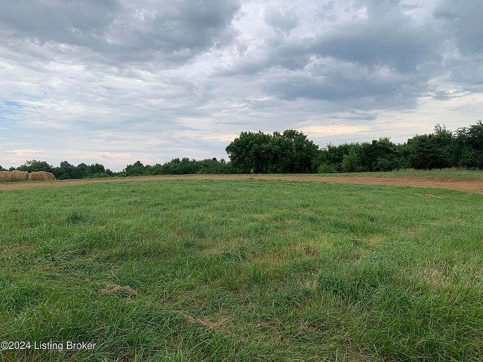 2nd image of 6 Colonel Cox Rd N