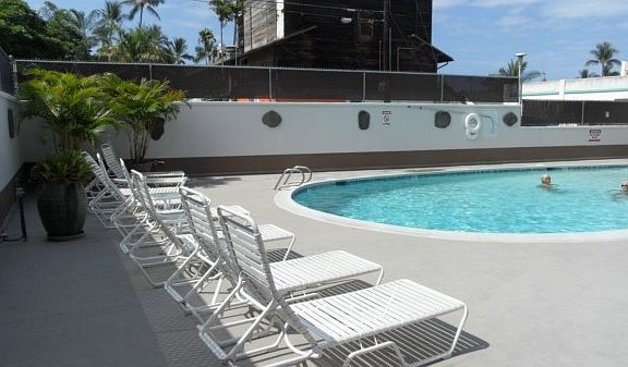 3rd image of 75-5719 Alii Dr APT 203