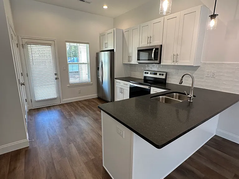 370 A Old Rutherford Rd #A — Photo 5