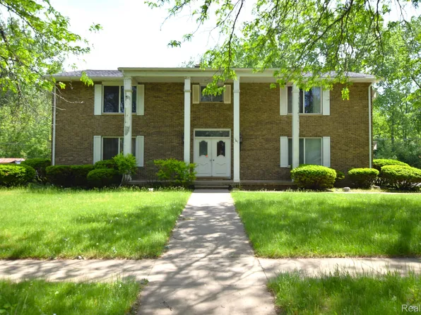 3681 Bernice Dr, Saginaw, MI 48601
