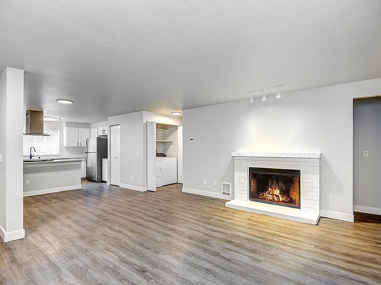 Westvue Apartments — Photo 44