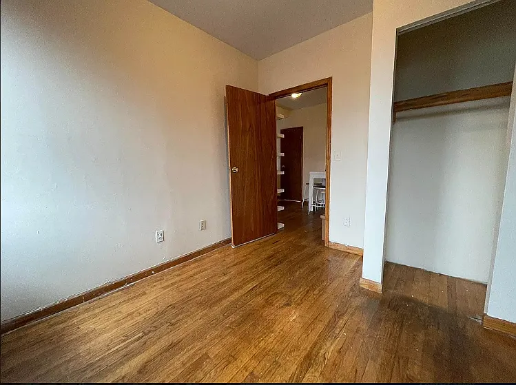 202 E 7th St #3F — Photo 7