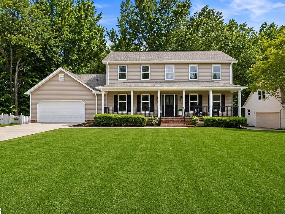 1st image of 109 Chase Woods Ct